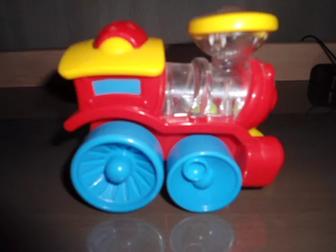 Паровозик Fisher-Price +машинки +игрушки