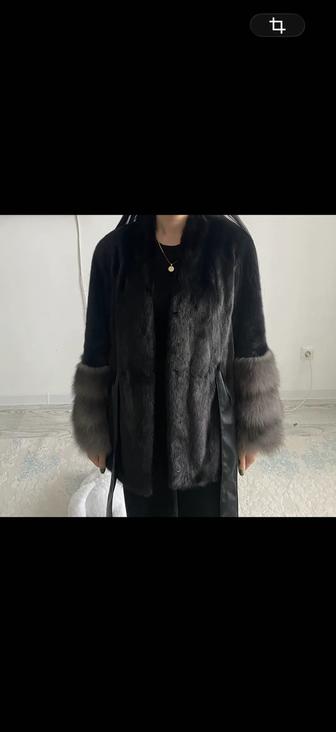 Продам шубу норковую