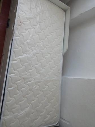 Срочно продам детский кровать новый
