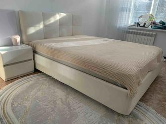 Продам кровать двухспальная с двух тумбой Askona Elisa