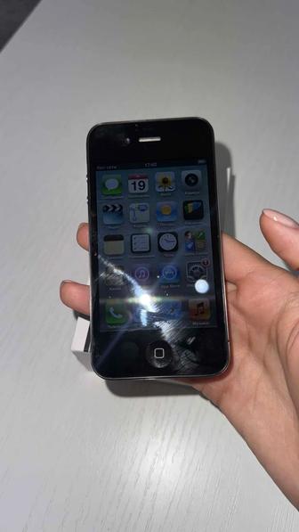 iPhone 4S Идеальное состояние Коробка новые аксессуары
