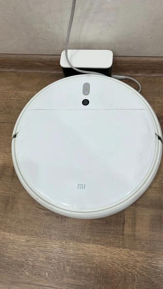 Продам робот пылесос в хорошем состоянии