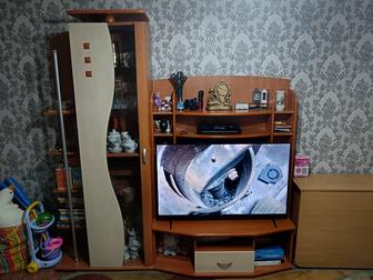 Продам мебельную стенку