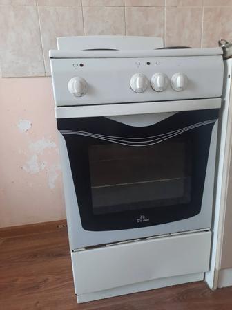 Продам электрическую плиту