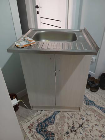 Шкаф с раковиной