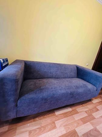 Продам диван мягкий двухместный в хорошем состоянии
