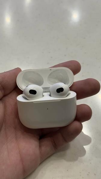 AirPods 3, оригинал, в хорошем состоянии