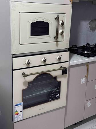 Духовой шкаф и микроволновая печь