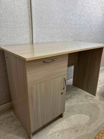 Стол офисный