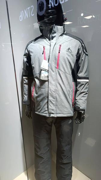 Продаем горнолыжный костюм
