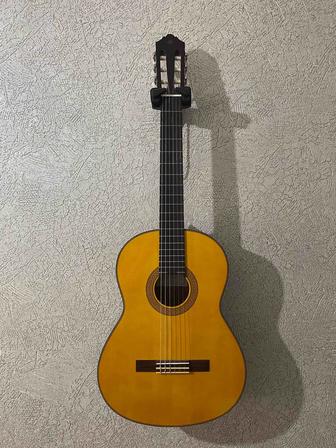 Классическая гитара Yamaha CG 142s