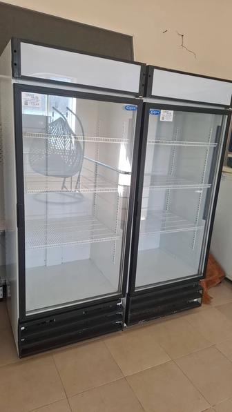 Витрина холодильник