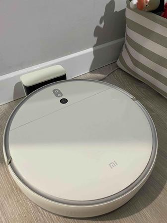 Продам робот пылесос