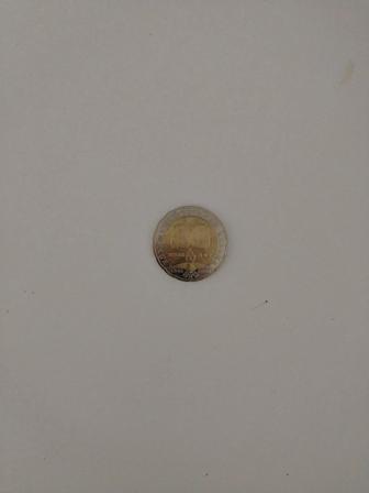 продам коллекционную монету 200тенге