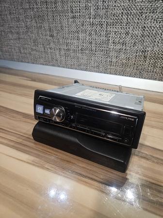 автомагнитола