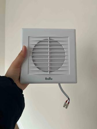 Вытяжной вентилятор Ballu