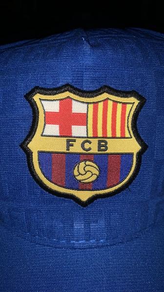 Бейсболка FCB оригинал