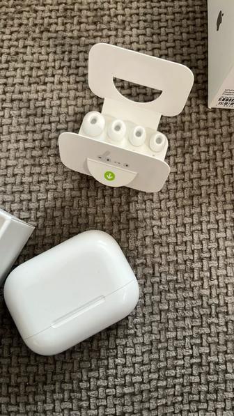 Apple AirPods Pro 3