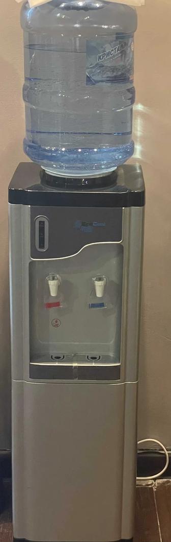Продам кулер для воды