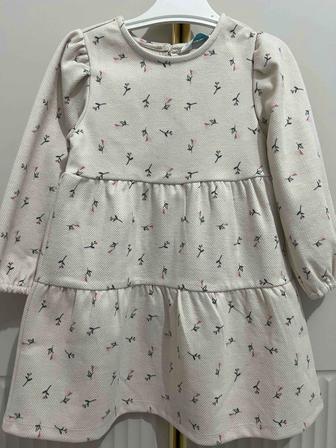 Продам платье для девочки новое