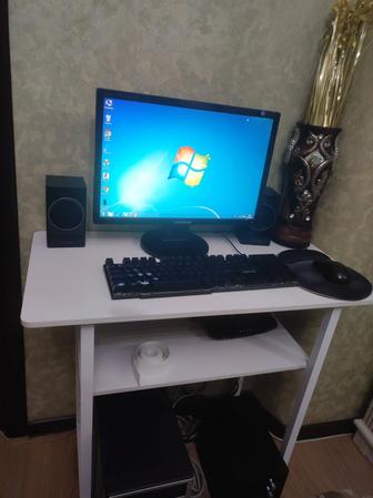 Компьютерный стол журнальный стол,стол