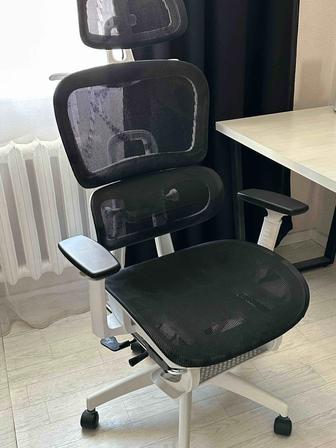 Компьютерное кресло