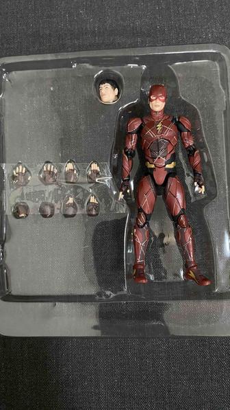 Флеш от MAFEX