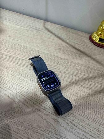 Apple Watch Ultra 2 , 49 mm titanium