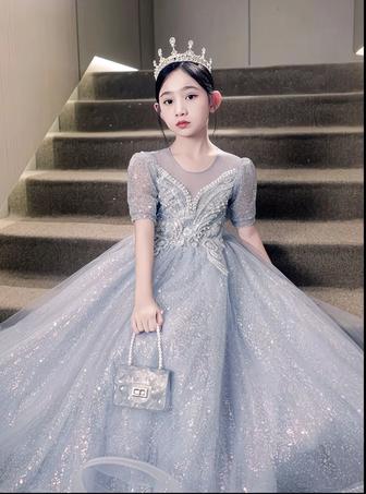 Платье для девочек 8-10лет