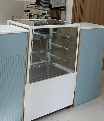 Продам витрину. Новая.