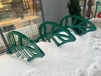 металлическая уличная велопарковка (велостойка) декоративного типа, форма