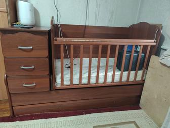 Продается детская кроватка-трансформер