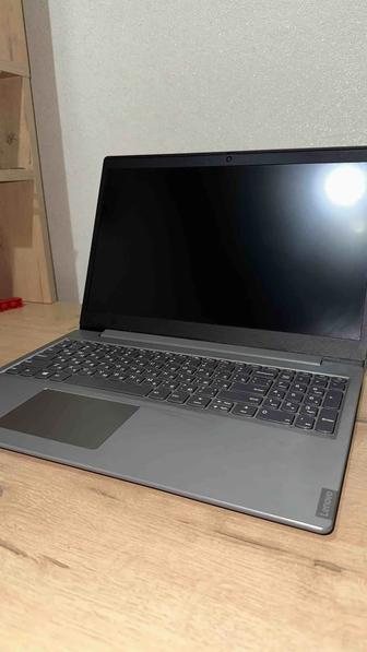 Срочно продам ноутбук Lenovo Ideapad 3