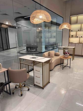 Сдам маникюрный стол