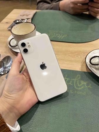 Продам телефон IPHONE 11. 64гб ЕМКОСТЬ АККУМУЛЯТОРА 75%