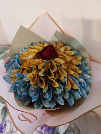 Продам букет из настоящих купюр