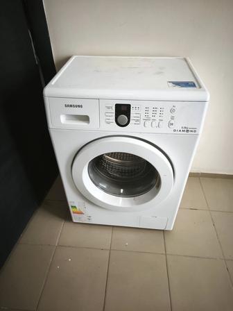 Продам стиральную машинку