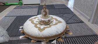 Фото зона, президиума стола молодоженов