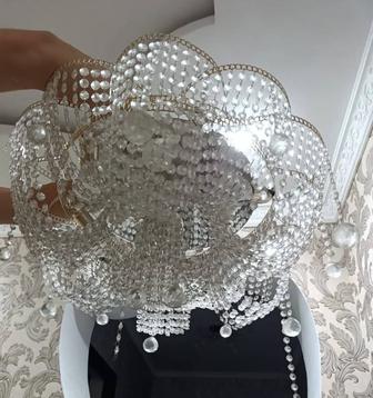 Продам люстру б/у