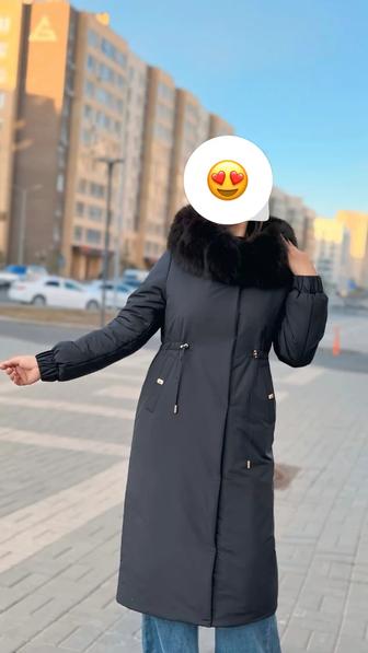 Продам куртку Lasagrada новый