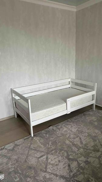 Продам кровать