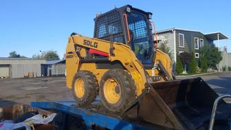 Мини погрузчик (Бобкэт с щеткой)