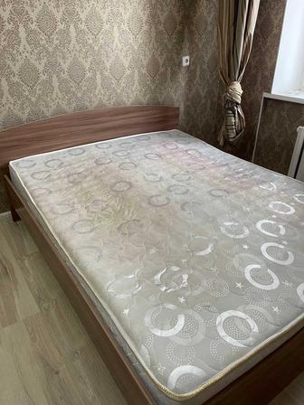 Продам двухспальную кровать