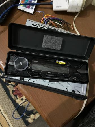Продам автомагнитолу Sony DSX-A416BT