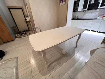 Срочно продам стол