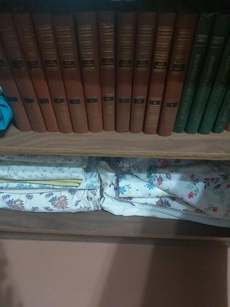 Продам книги