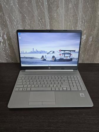 Ноутбук HP Laptop 15 в хорошем состоянии / i3-10 Gen / RAM 8 Gb