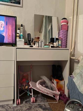 СРОЧНО Продам туалетный столик