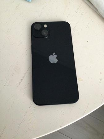 Продам IPhone 13