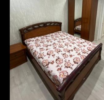 Спальный кровать [тахта] . 2 тумбочкасымен сатылпды